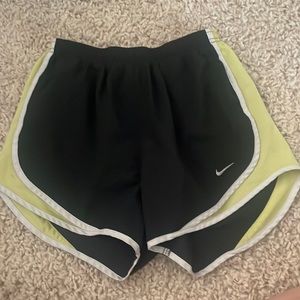black and yellow detail Nike dri-fit shorts